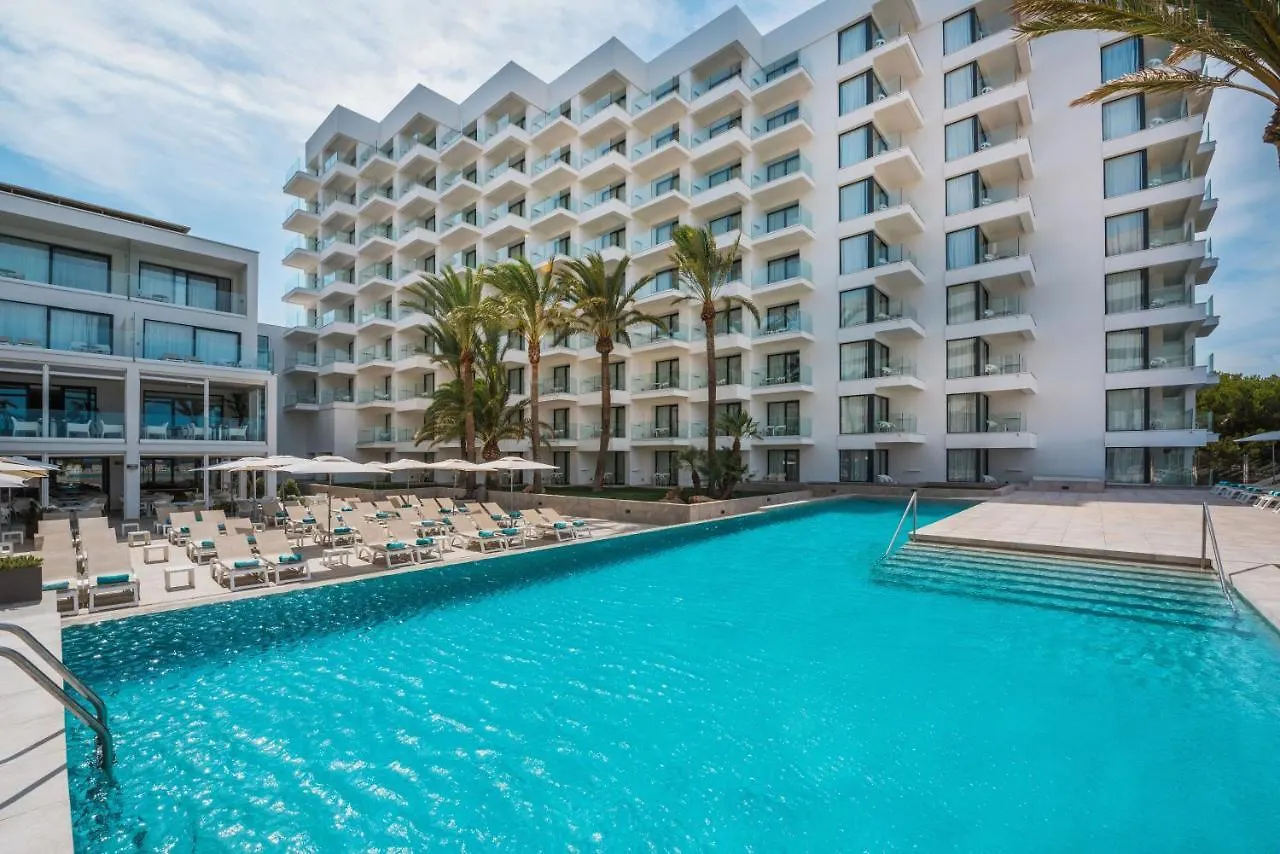Iberostar Waves Cala Millor - Adults Only Hotel 4*, Cala Millor (Mallorca) Spain