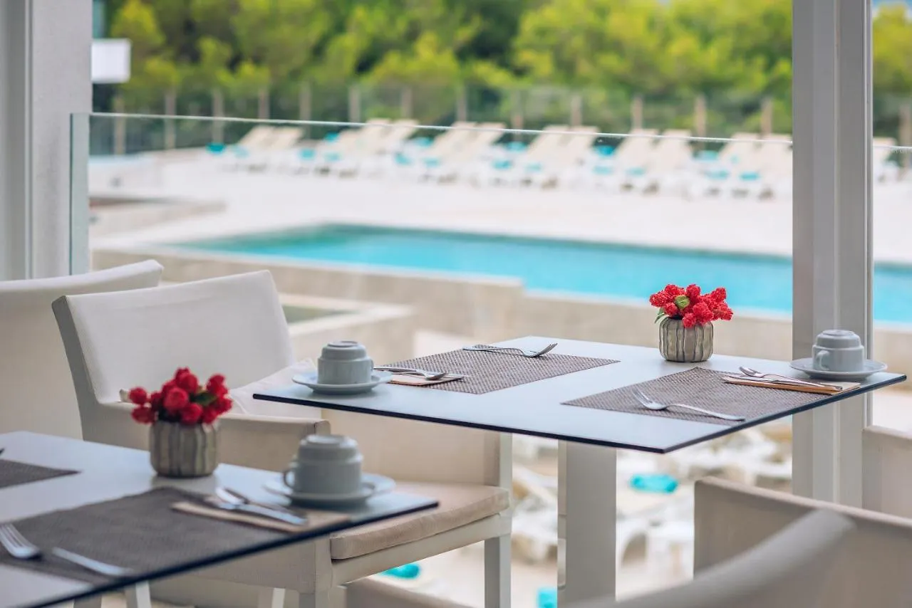 Iberostar Waves Cala Millor - Adults Only Hotel